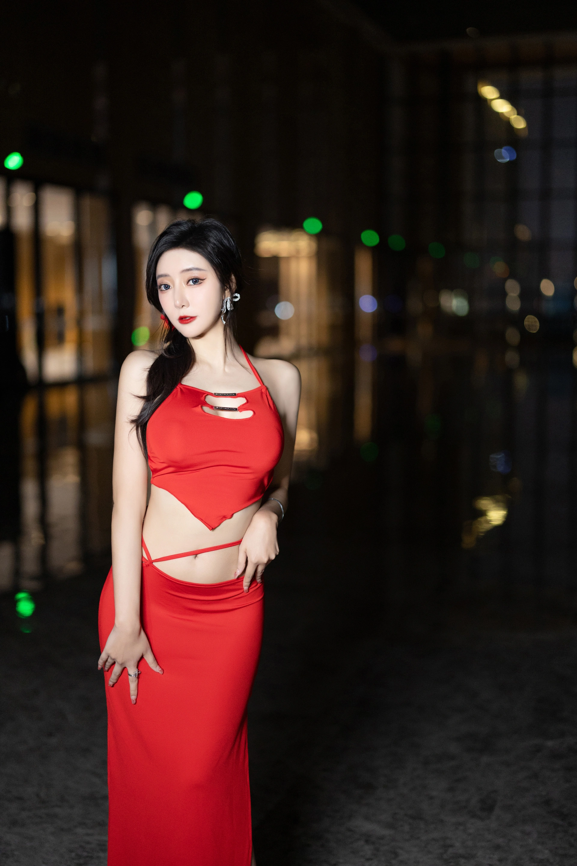 王馨瑶Yanni – NO.049 红色裙子拼杏色毛毛情趣 3